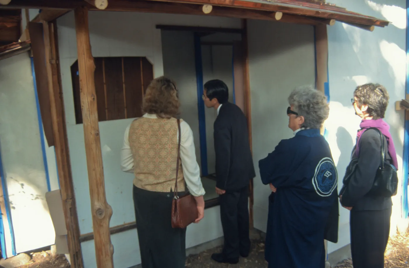 Japanese consul-general visit to Tea House