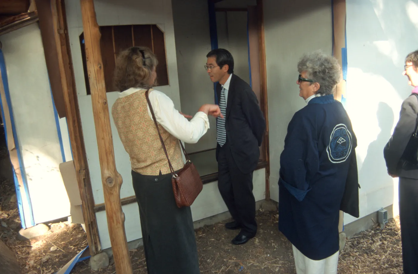 Japanese consul-general visit to Tea House
