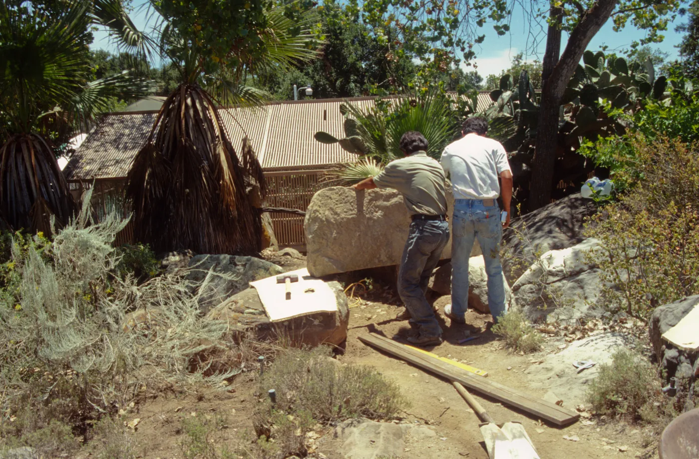 construction and placement of the Pritzlaff Bench in the Desert Section, 2000
