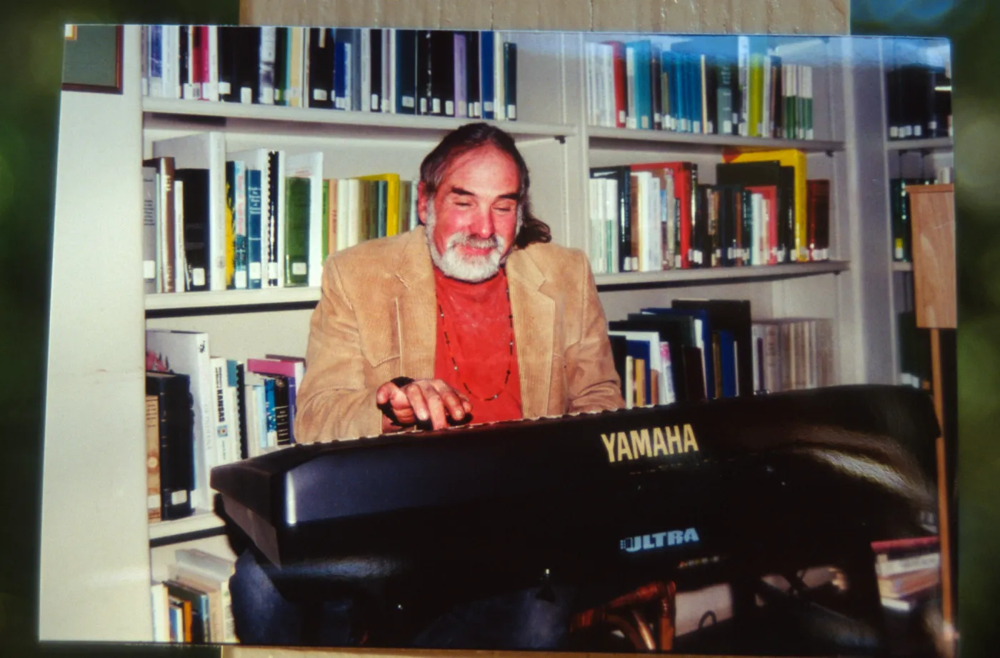 SBBG People: Geege Ostroff at the Keyboard