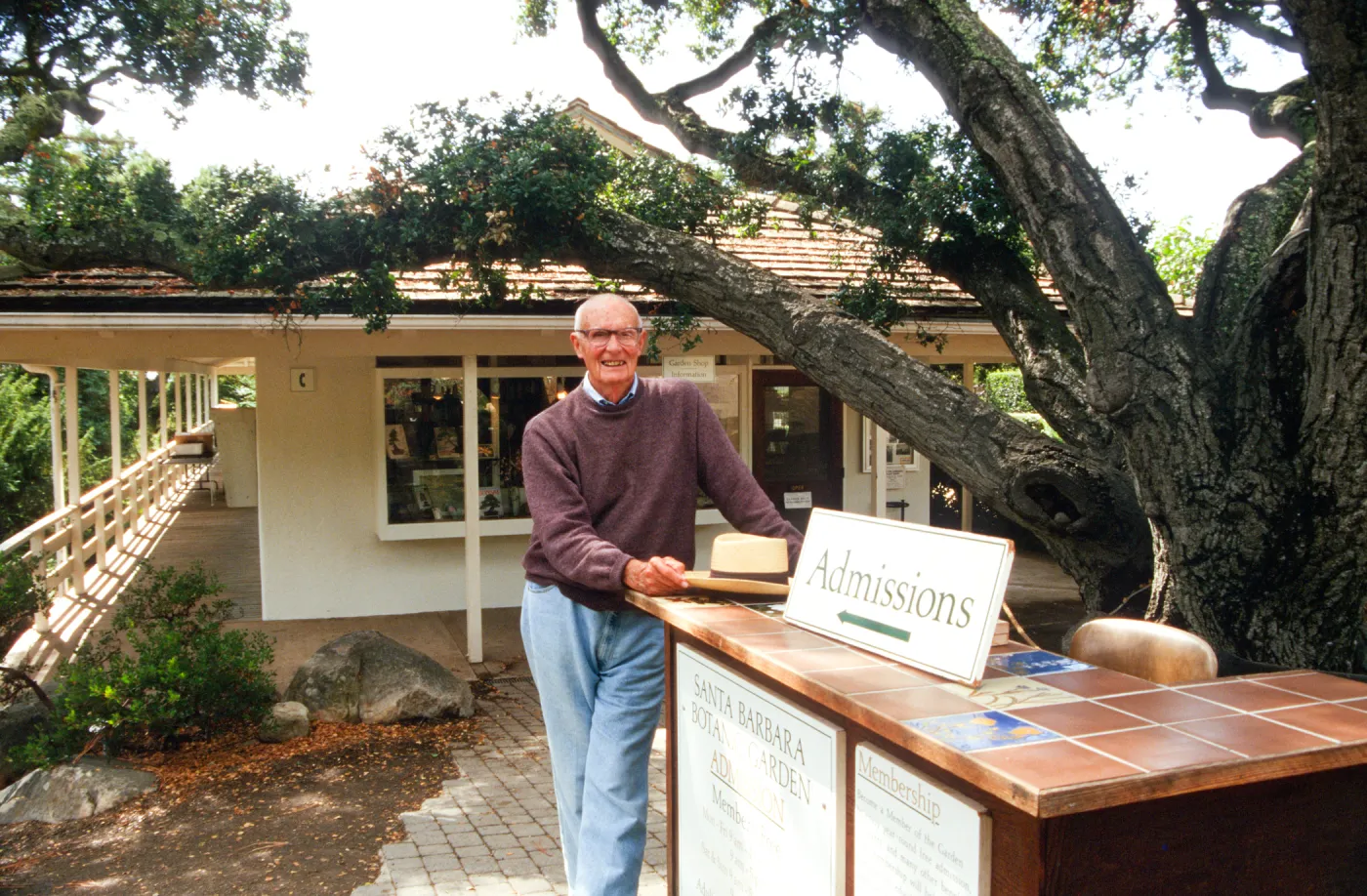 Harry Rinder, greeter