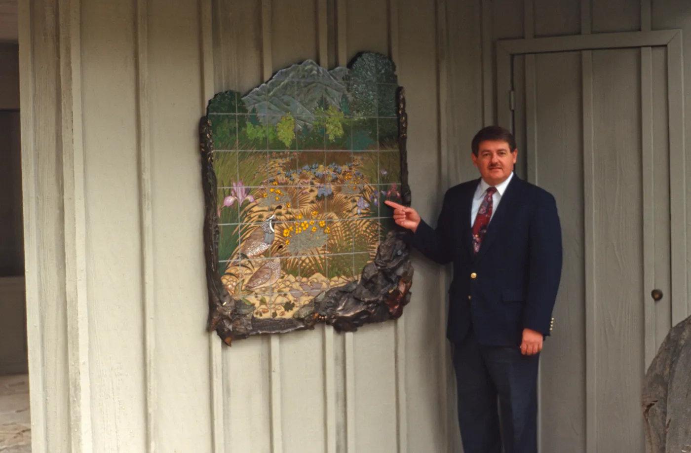 Ed Schneider, Information Kiosk Dedication, tile mosaic