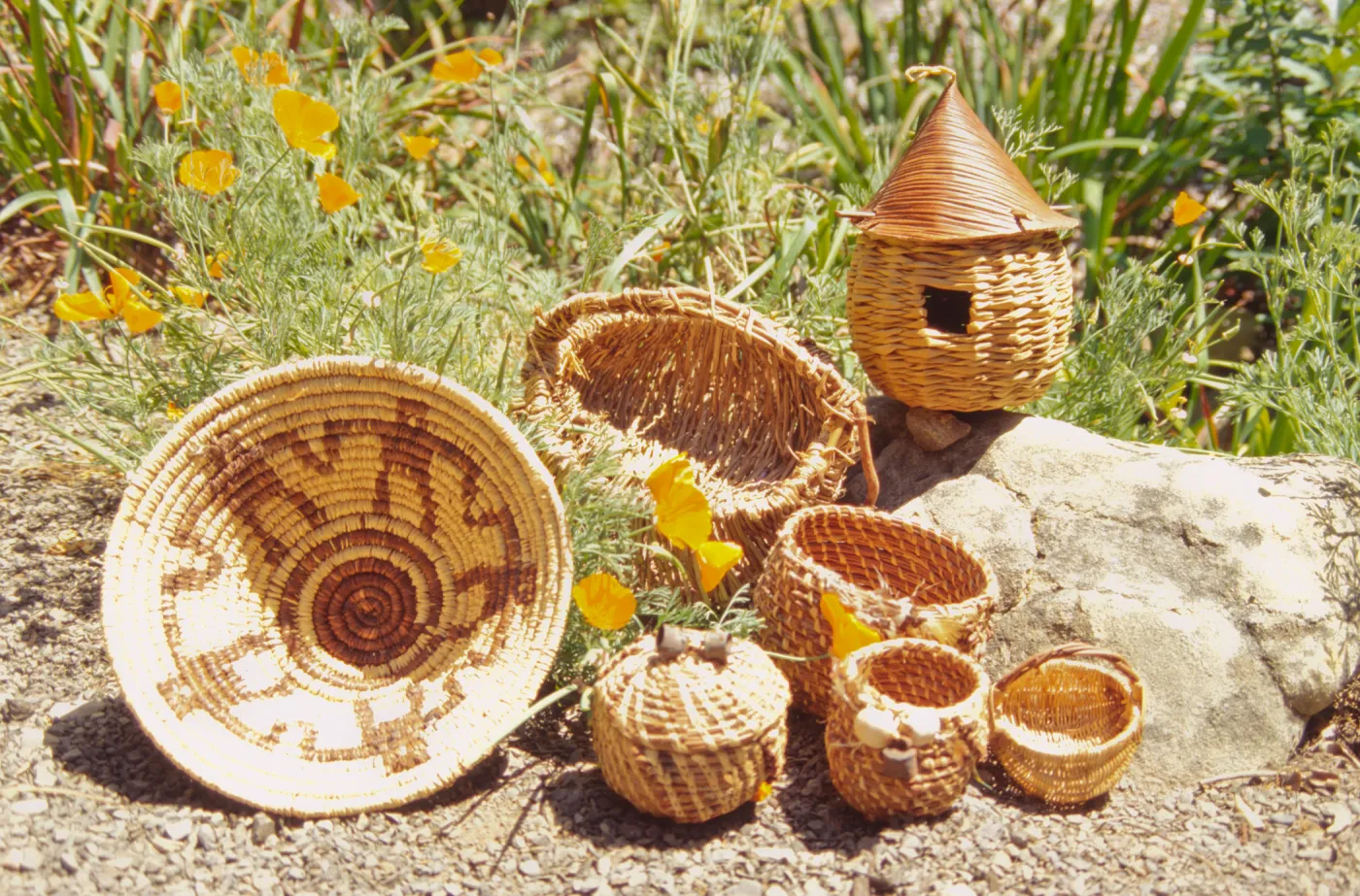 Pine Needle Basket Class taught by Joann McGeever Metzger