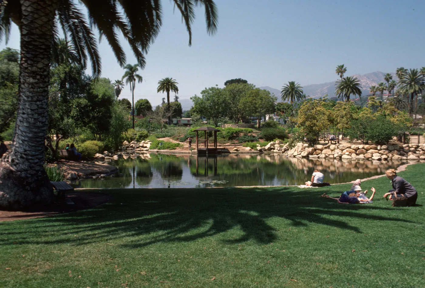 Alice Keck Park Memorial Garden