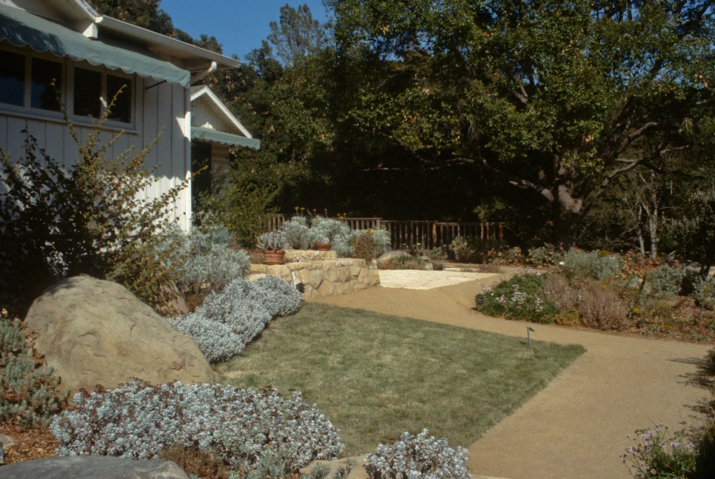 Art Inspired in the Garden Fundraiser, Home Demonstration Garden