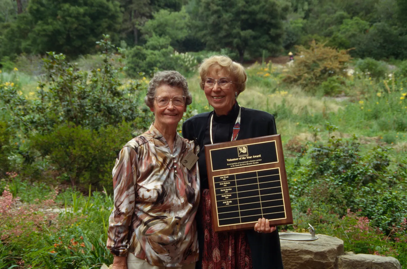Volunteer Luncheon 1995, Avis Keedy, Volunteer of the Year