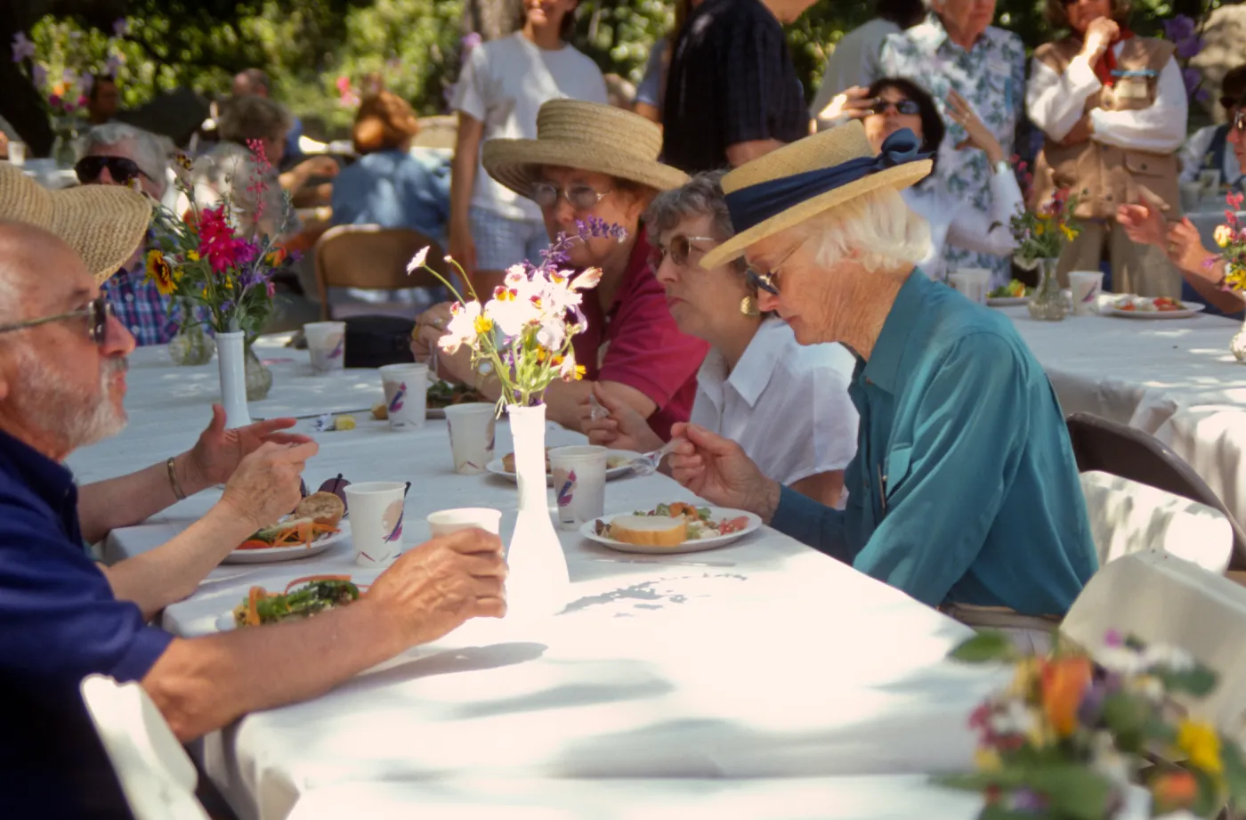 Volunteer Luncheon 1998