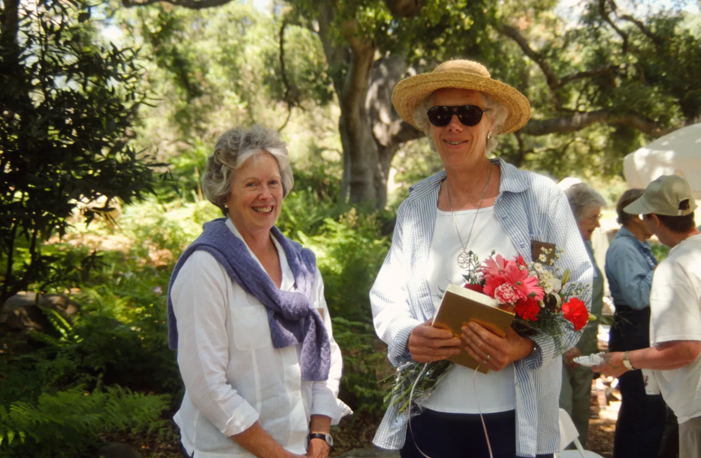 Volunteer of the Year 2001, Betty Gerig, C. Harvey