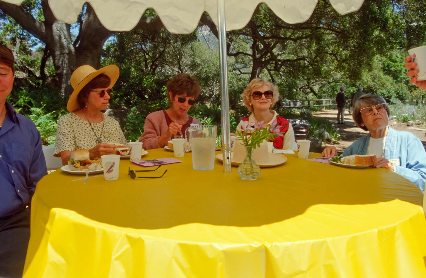 Volunteer Luncheon 2001