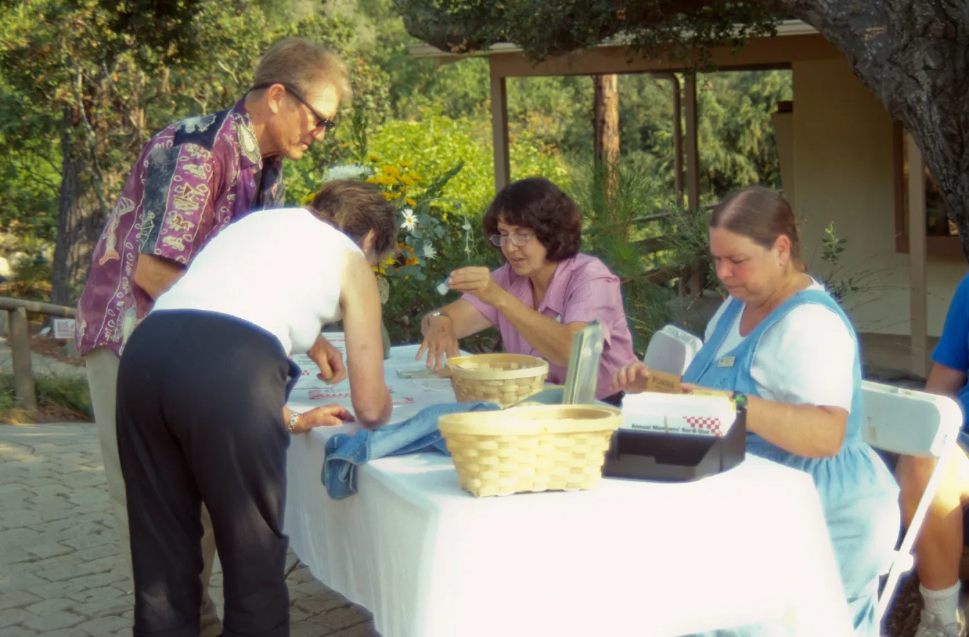 SBBG Members BBQ, 2000