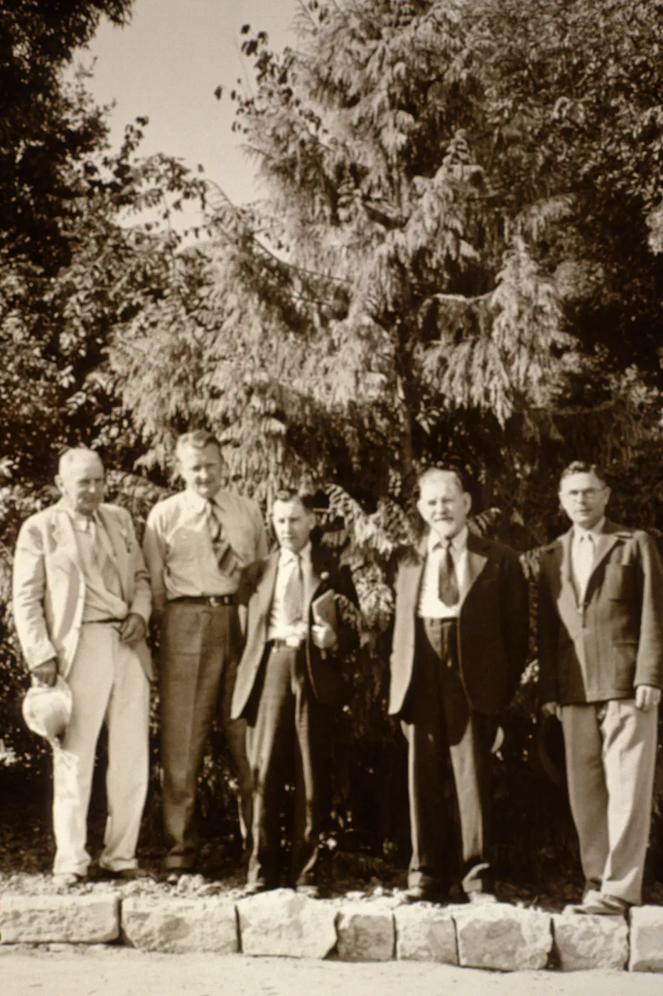 Group photo with Maunell Van Rensselaer