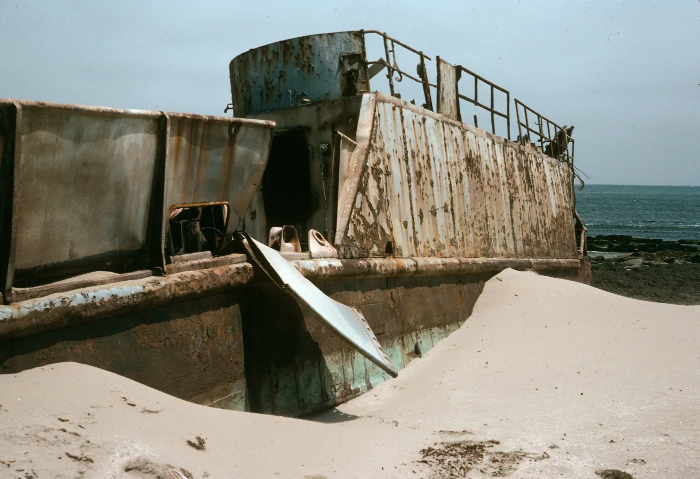 YFU-5 wreck, San Nicolas Island