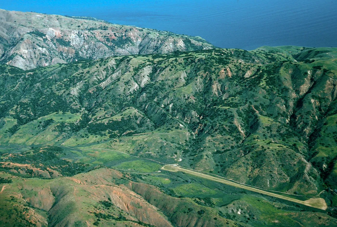 Santa Cruz Island, Ranch Airfield