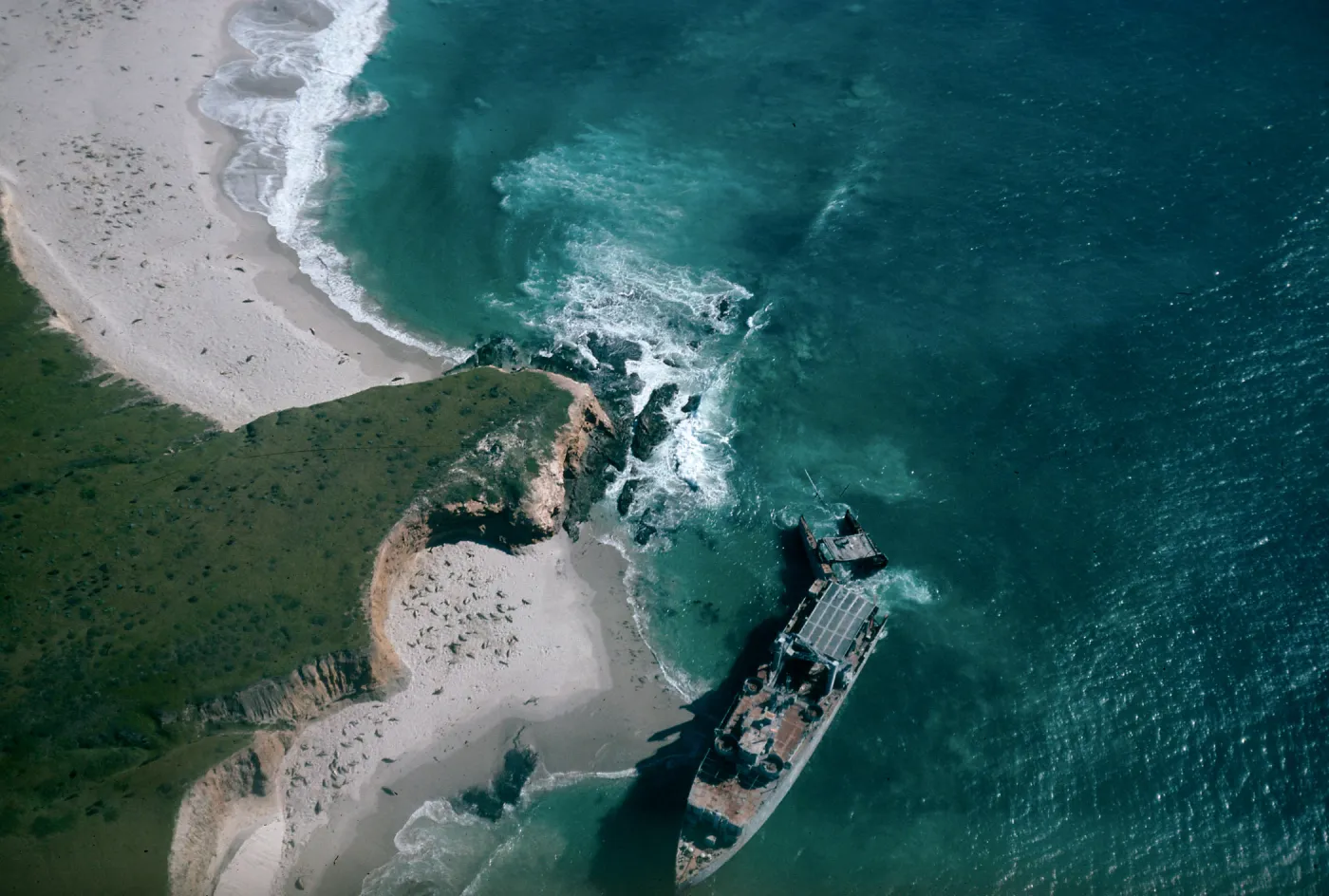 Wreck, East End, San Miguel Island 