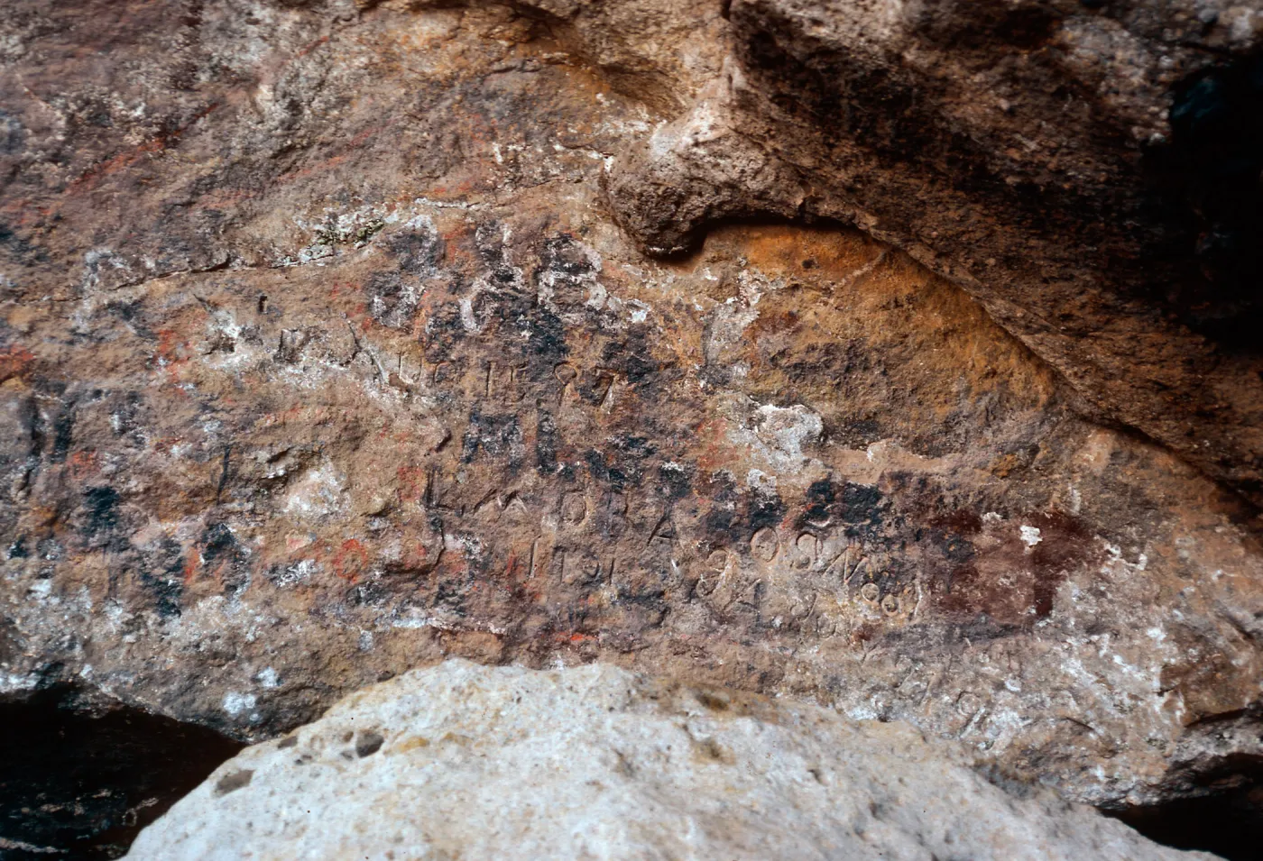 East entrance inscriptions, Cueva Valdez, Santa Cruz Island