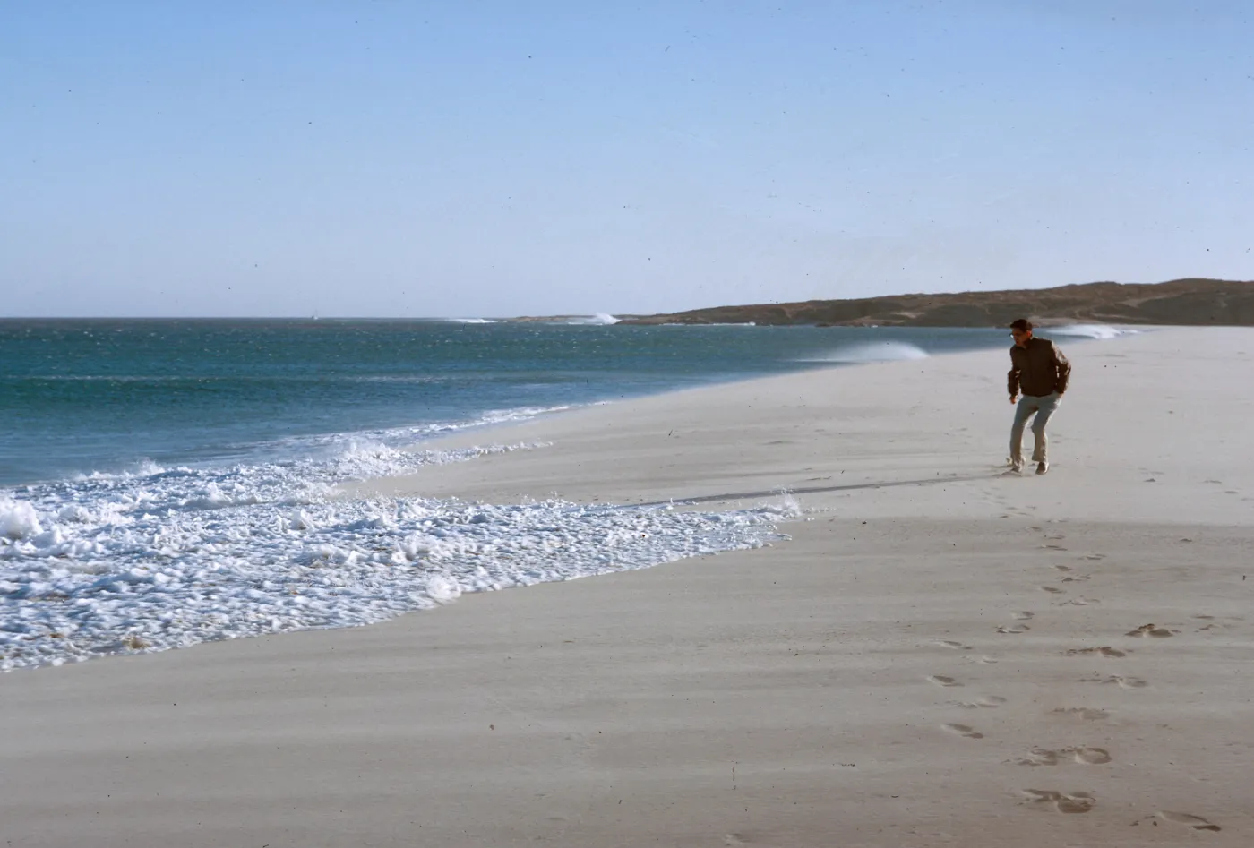 5/ Dan Smith on sand spit - looking West, 65-113 & SN-30