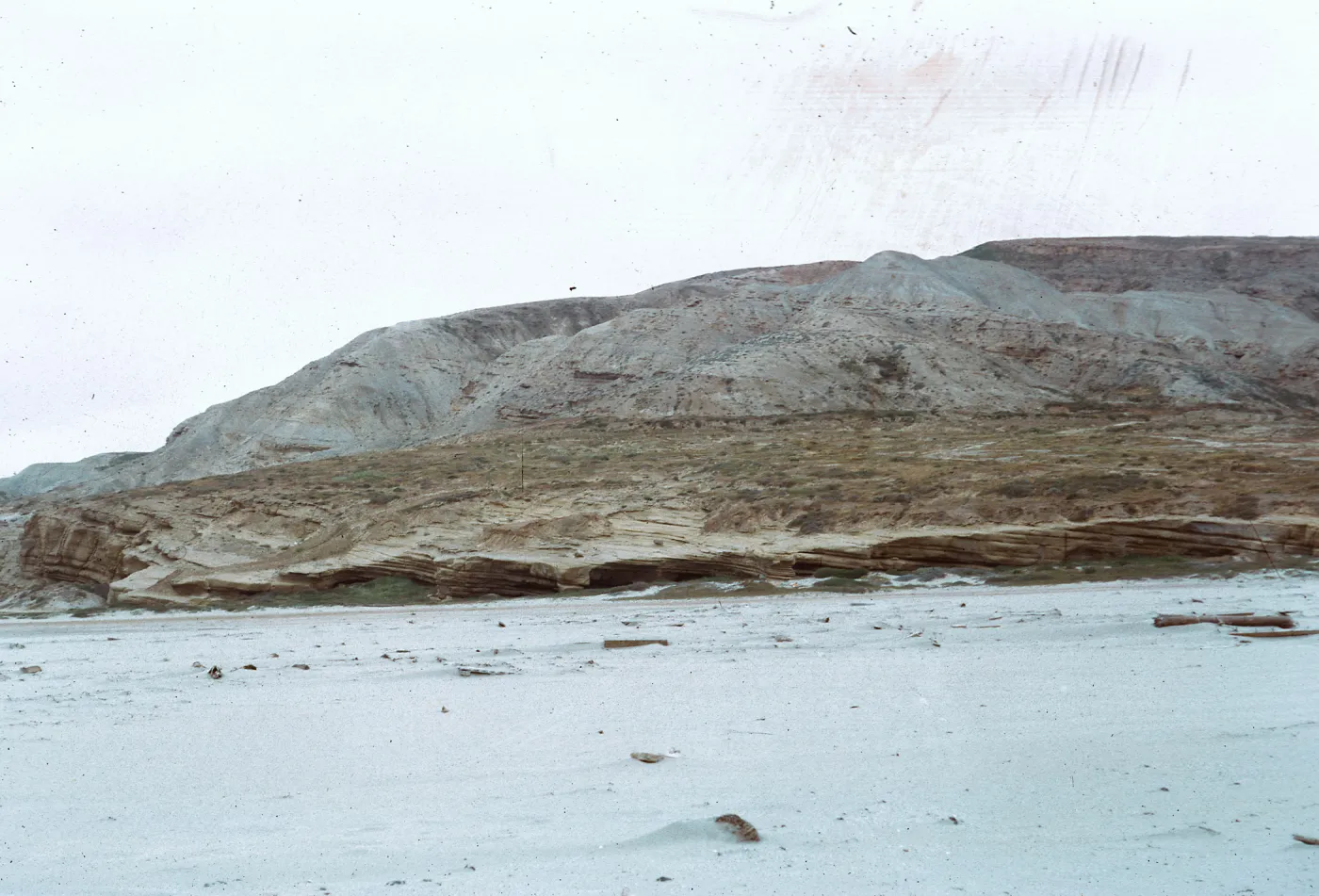 Southeast end of escarpment from sandspit, 66-82 & SN-338
