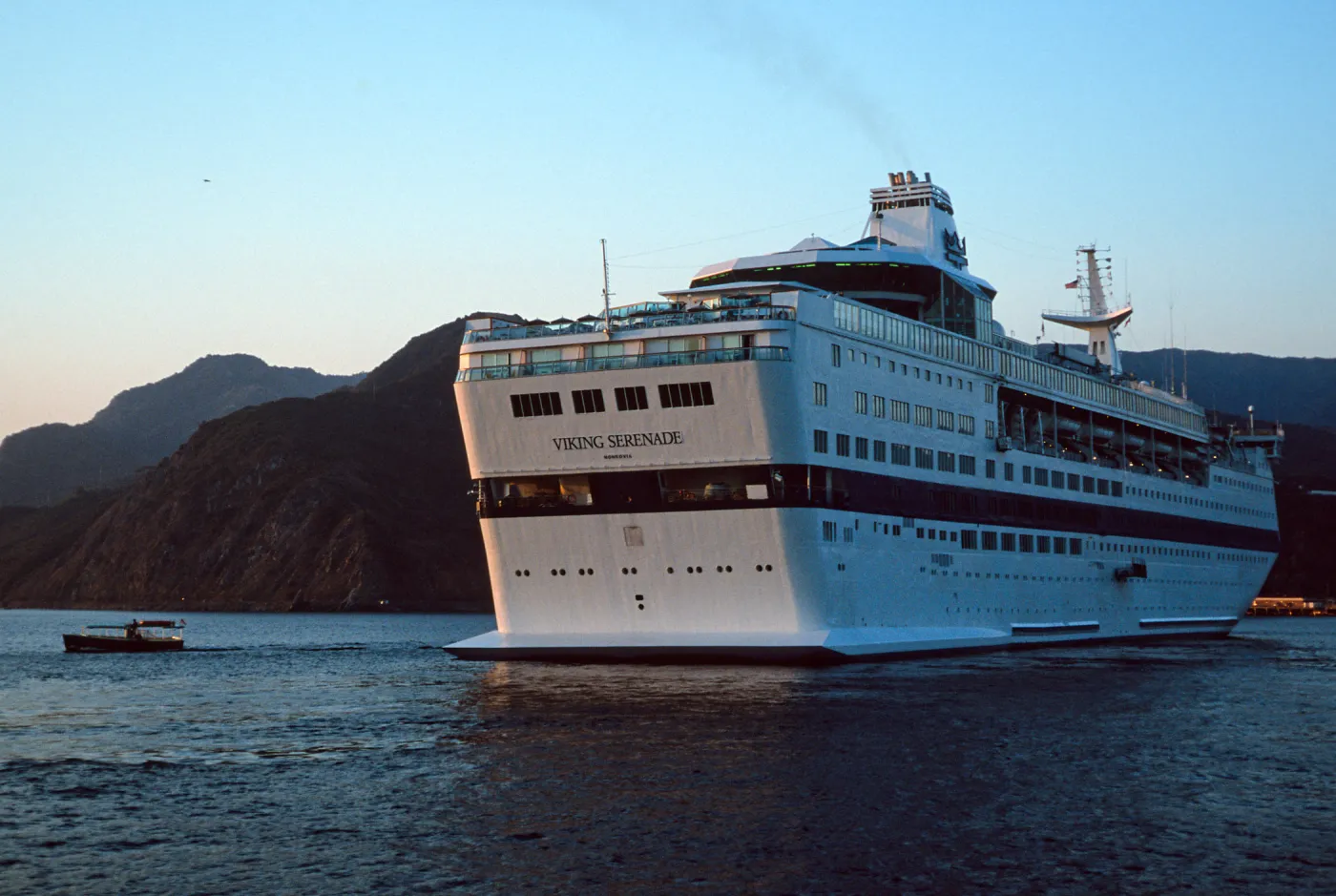 cruise ship, Avalon, 