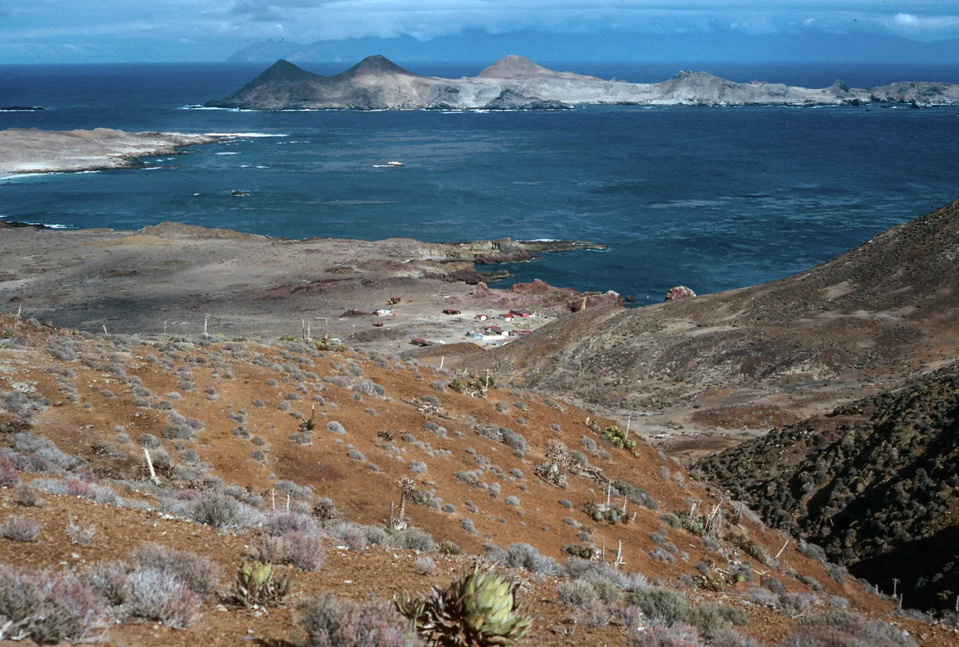 view of Middle San Benito & East San Benito Islands from West San Benito Island