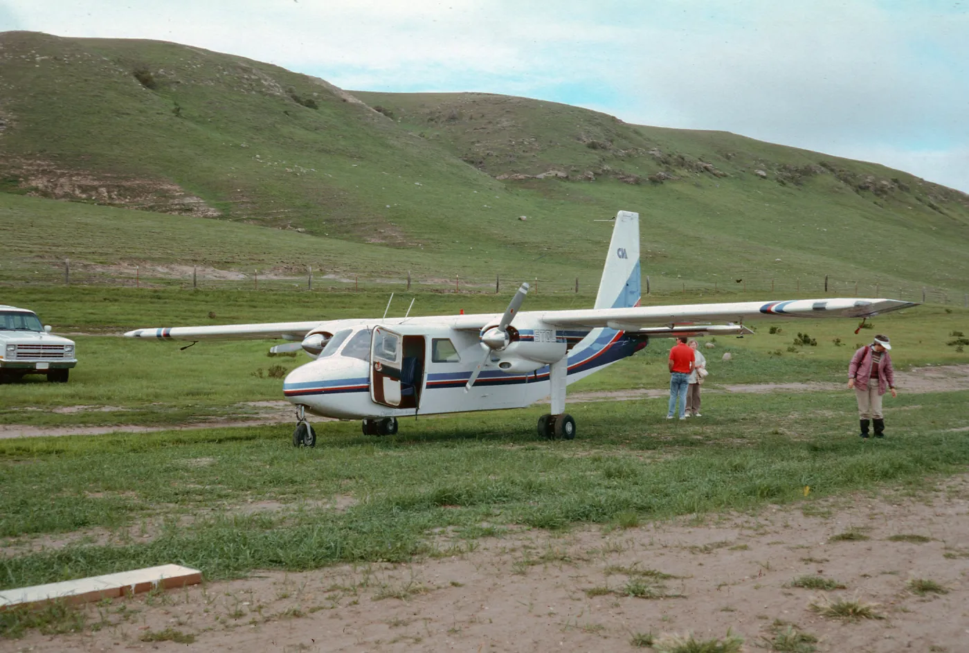 Islander, Vail Ranch airfield, Santa Rosa Island