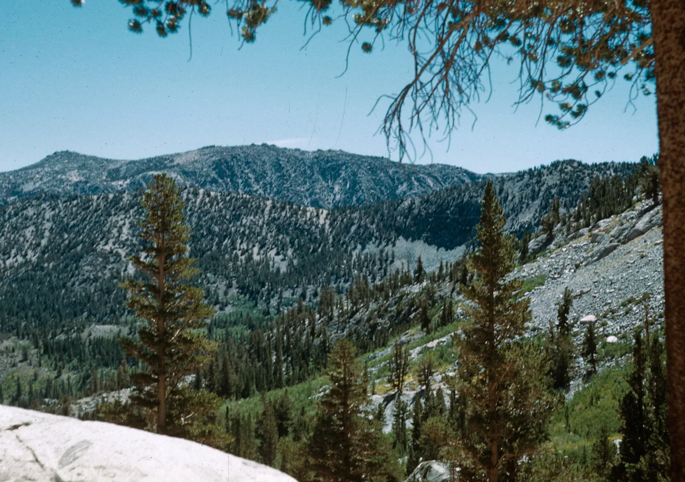 Piute Pass, above North Lake, lunch stop