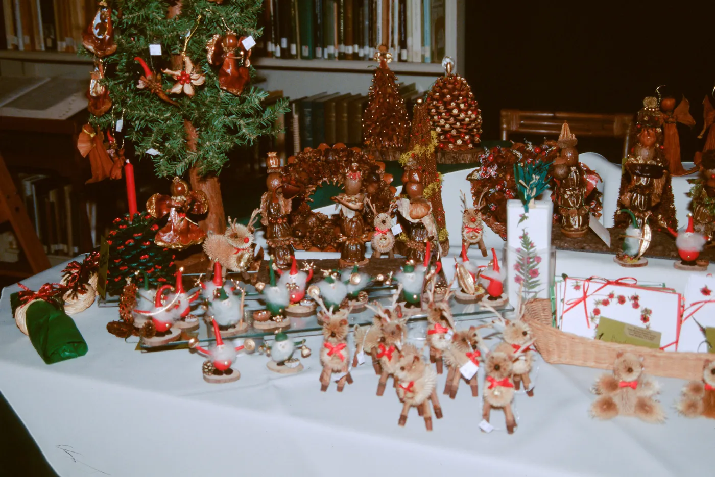Garden Guild crafts display