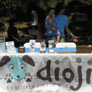 Doggie Bagel Brunch 2009