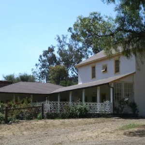 TEAWET, Santa Cruz Island field trip, 2009, ranch house