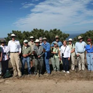group photo, Santa Rosa Island, SBBG field trip