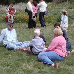 Garrett family, SBBG Egg Hunt, 2002