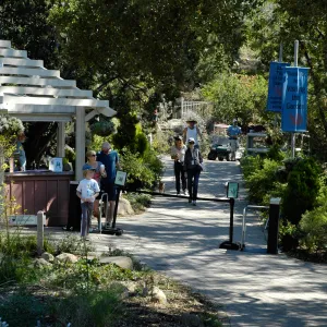 visitors at the Garden Entrance, Community Free Day, October 2011