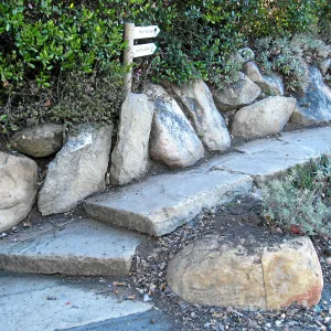 Parking lot steps to Mission Canyon Road
