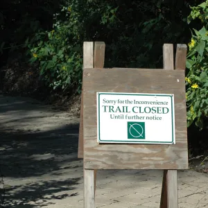 Trail Closed sign, SBBG