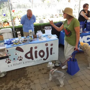 Trails n Tails 2014, Doggy Dioji table