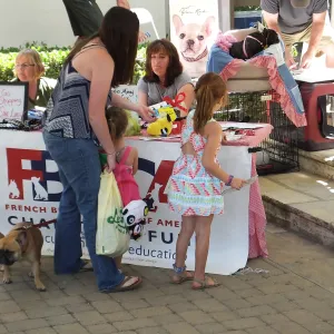 Trails n Tails 2014, French Bulldog table