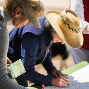 Cultivating the Wild: Native Gardens Tour and 90th Birthday Celebration, birthday card signing