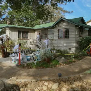 Volunteer Cottage repainting