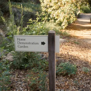 Home Demonstration Garden directional sign in Arroyo Section