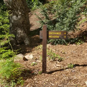 Wayfinding sign 07da
