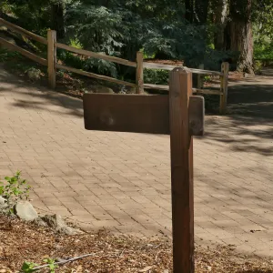 Wayfinding sign 07da