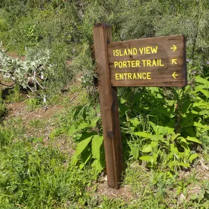Wayfinding sign 25cb