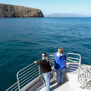 SBBG Staff field trip to Santa Cruz Island, Joni Kelly, Bonnie Whitney