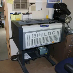 New laser engraver at Horticulture Unit