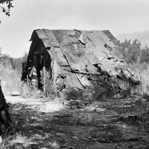 ï¿½w. bank arroyoï¿½, abandoned shacks