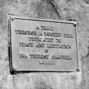 Dedication plaque, Ina Therese Campbell, Campbell Trail, SBBG