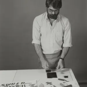 Dr. Eric Hochberg demonstrates plant printing