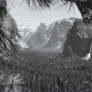 Yosemite Valley, © William Dewey