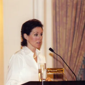 Carolyne Roehm presented the 1999 Creative Minds and Their Gardens lecture
