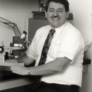 Edward Schneider