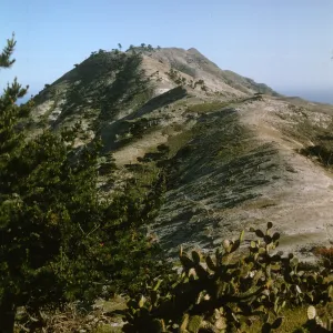 Santa Cruz Island, north side of Ragged Mountain